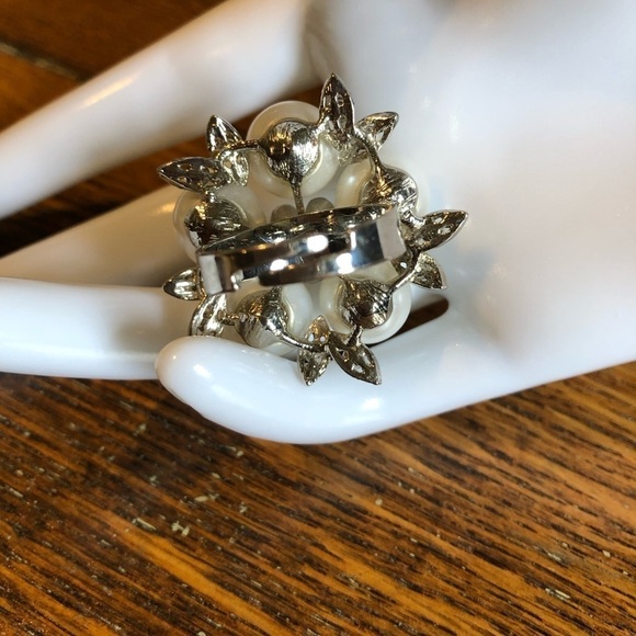 Statement Pearl & Rhinestone Flower Ring - Picture 10 of 13